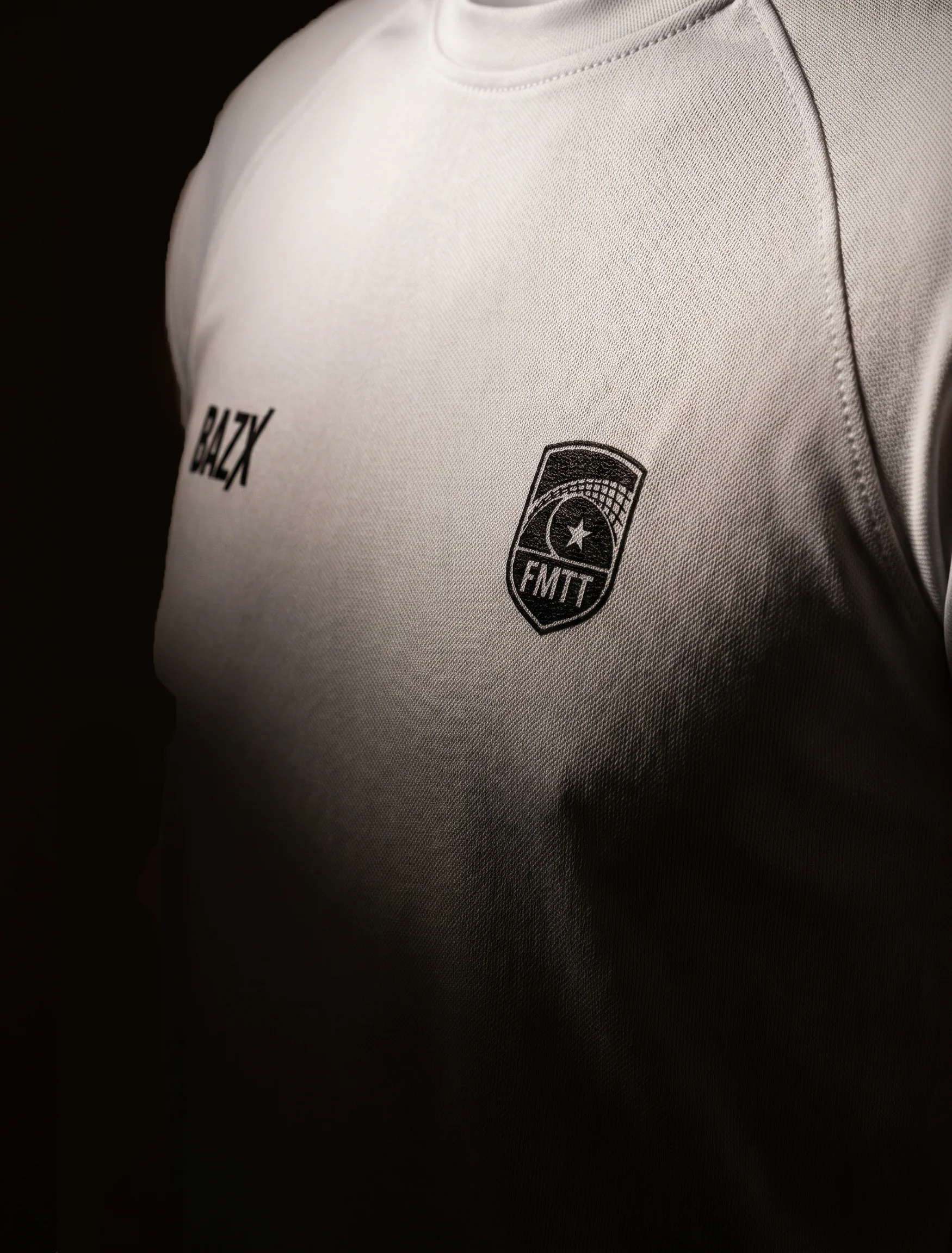 Uniforme oficial Bazx — clube FMTT
